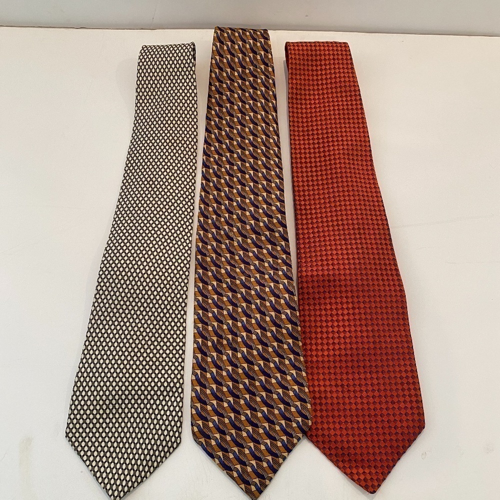 Bundle of 3 ties